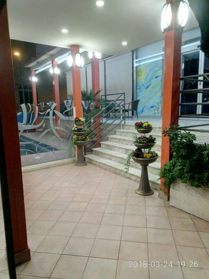 Hotel Sombrero Ріміні Екстер'єр фото