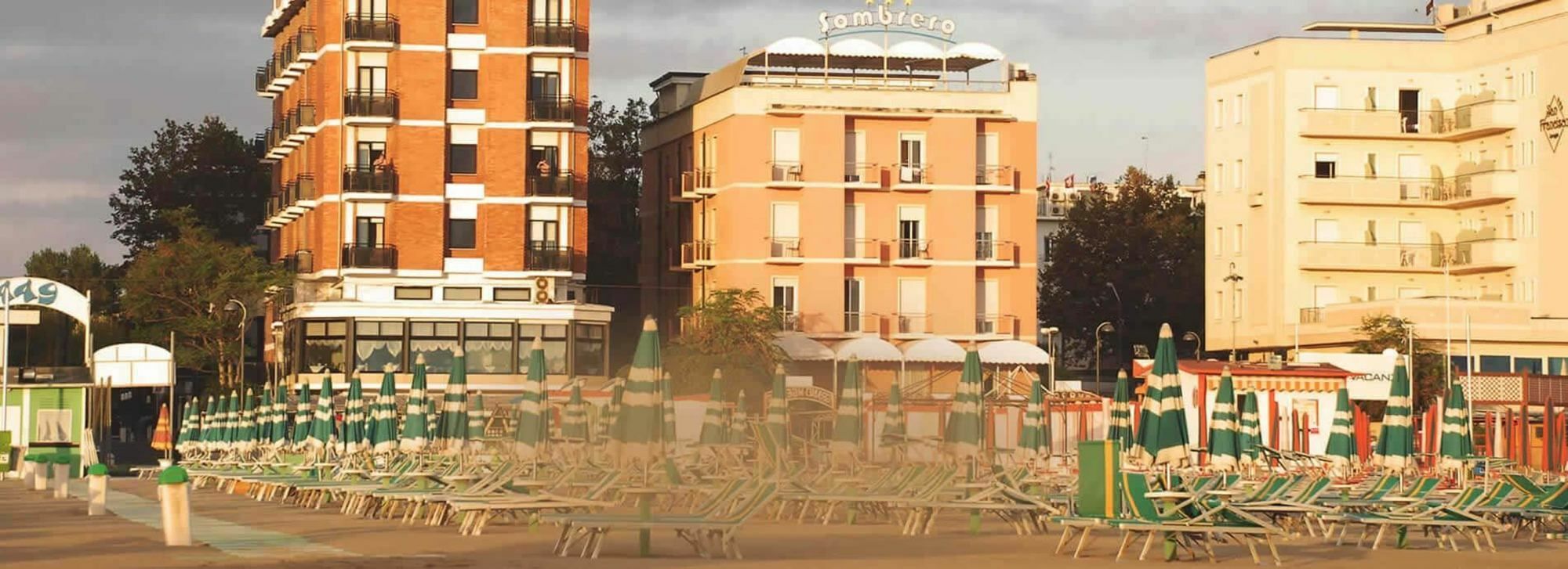 Hotel Sombrero Ріміні Екстер'єр фото
